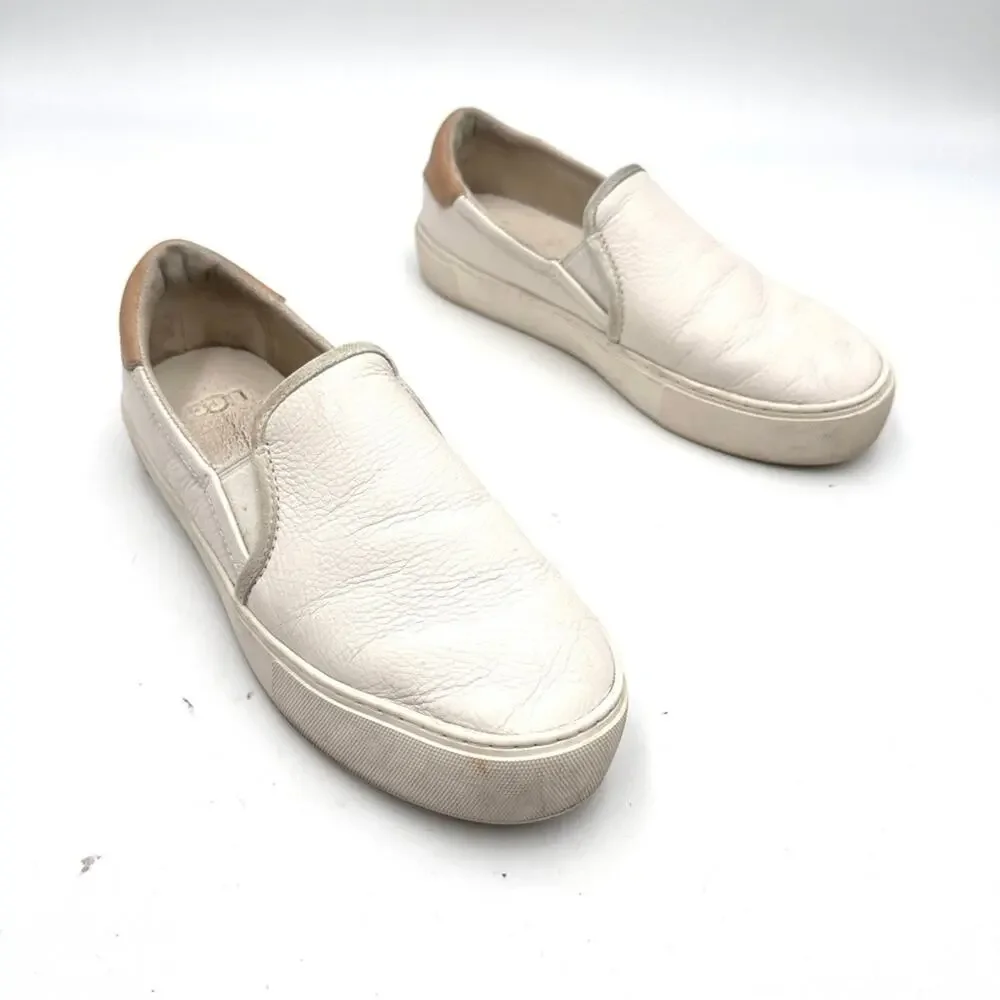 UGG bx 9872